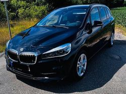 Schwarz Gebraucht 2019 BMW 218 Gran Tourer Sport Line Van / Kleinbus | 17.900 € (Fairer Preis)