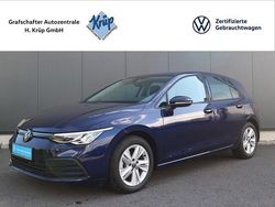 Blau Gebraucht 2024 VW Golf VIII Life Limousine | 21.990 € (Guter Preis)