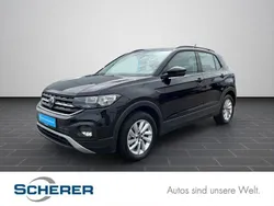 Deep black perleffekt (metallic) Gebraucht 2021 VW T-Cross Life SUV | 22.400 € (Fairer Preis)