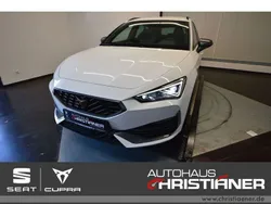 Weiß Gebraucht 2023 Cupra Leon VZ Limousine | 34.990 €