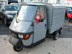 Grau Neu 2024 Piaggio APE SUV | 8.790 €