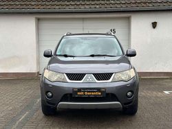 Grau Gebraucht 2008 Mitsubishi Outlander Intense SUV | 7.250 € (Fairer Preis)