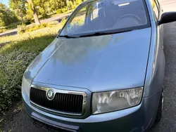 Andere außenfarben Gebraucht 2002 Skoda Fabia Kleinwagen | 800 €