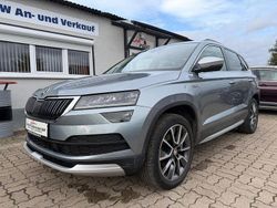 Grau Gebraucht 2021 Skoda Karoq Scout 4x4 SUV | 23.999 € (Fairer Preis)