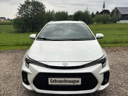 Weiß Gebraucht 2020 Suzuki Swace Comfort+ Kombi | 19.990 € (Fairer Preis)