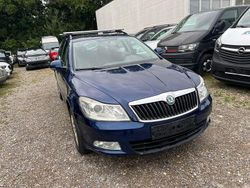Blau Gebraucht 2011 Skoda Octavia Ambiente Limousine | 2.900 € (Guter Preis)