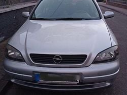 Silber Gebraucht 2001 Opel Astra Comfort Kombi | 700 € (Guter Preis)