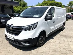 Weiss Gebraucht 2022 Renault Trafic Van | 23.999 € (Guter Preis)