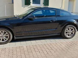 Schwarz Gebraucht 2005 Ford Mustang Coupé | 6.900 €