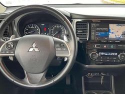 Blau Gebraucht 2013 Mitsubishi Outlander Invite SUV | 12.000 € (Etwas zu teuer)