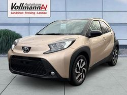 Beige Neu 2025 Toyota Aygo Kleinwagen | 17.890 €
