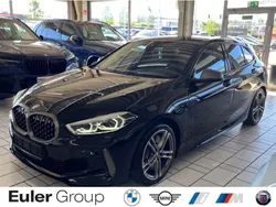 Black sapphire metallic Gebraucht 2022 BMW 135 M Sport Kleinwagen | 35.899 € (Fairer Preis)