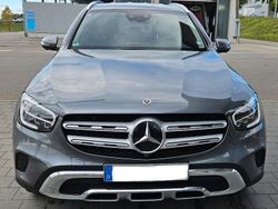 Grau Gebraucht 2020 Mercedes GLC300e SUV | 37.900 € (Guter Preis)