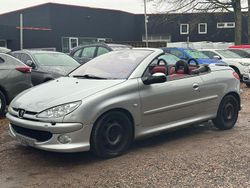 Grau Gebraucht 2003 Peugeot 206 CC Cabrio | 990 € (Guter Preis)