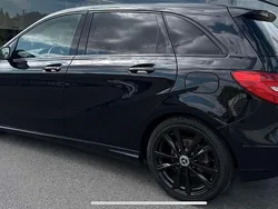 Schwarz Gebraucht 2012 Mercedes B200 Van / Kleinbus | 7.450 € (Fairer Preis)