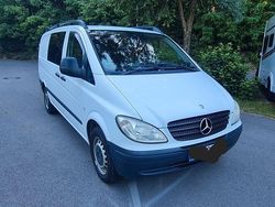 Weiß Gebraucht 2009 Mercedes Vito Van / Kleinbus | 6.999 € (Teuer)