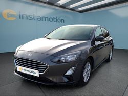 Grau Gebraucht 2021 Ford Focus Limousine | 18.999 € (Guter Preis)