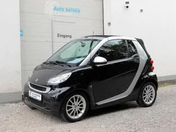 Schwarz / silber Gebraucht 2011 Smart ForTwo Cabrio Passion Cabrio | 5.444 € (Fairer Preis)