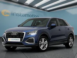 Blau Gebraucht 2023 Audi Q2 SUV | 32.349 € (Teuer)