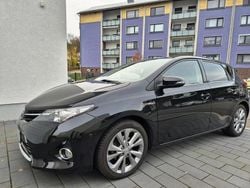 Schwarz Gebraucht 2014 Toyota Auris Hybrid Limousine | 12.600 € (Fairer Preis)