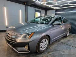 Grau Gebraucht 2020 Hyundai Elantra Limousine | 11.500 €