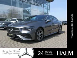Grau Gebraucht 2024 Mercedes CLA200 AMG Line Premium Coupé | 39.990 € (Fairer Preis)