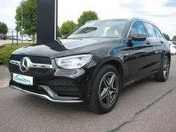 Schwarz Gebraucht 2020 Mercedes GLC200 AMG SUV | 36.950 € (Fairer Preis)