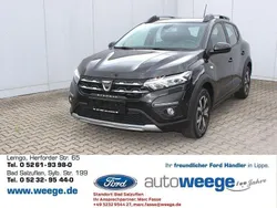 Schwarz (metallic) Gebraucht 2022 Dacia Sandero Comfort Kleinwagen | 17.990 € (Fairer Preis)