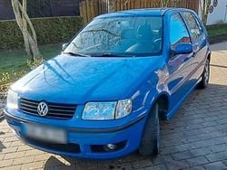 Blau Gebraucht 1999 VW Polo Kleinwagen | 400 €