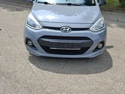 Grau Gebraucht 2015 Hyundai i10 Style Kleinwagen | 3.600 € (Guter Preis)