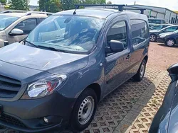 Grau Gebraucht 2021 Mercedes Citan 111 Van / Kleinbus | 12.990 € (Guter Preis)