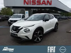 Weiß Gebraucht 2023 Nissan Juke Tekna SUV | 26.989 € (Teuer)