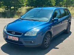 Blau Gebraucht 2008 Ford Focus Ghia Kombi | 1.000 € (Superpreis)