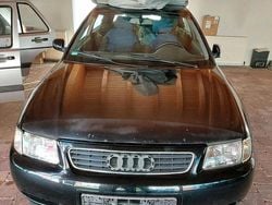 Schwarz Gebraucht 1998 Audi A3 Kleinwagen | 1.000 € (Guter Preis)