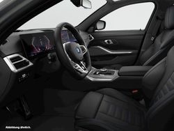 Grau Gebraucht 2024 BMW 330e Kombi | 61.039 €