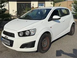 Weiß Gebraucht 2011 Chevrolet Aveo Limousine | 1.499 € (Superpreis)