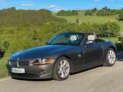 Grau Gebraucht 2003 BMW Z4 Sport Line Cabrio | 11.490 € (Guter Preis)