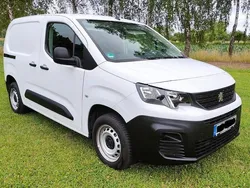 Weiß Gebraucht 2019 Peugeot Partner Van / Kleinbus | 11.900 € (Guter Preis)
