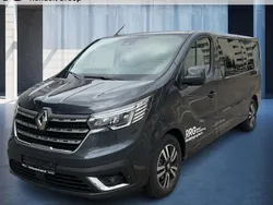 Grau Gebraucht 2024 Renault Trafic Van | 49.990 €