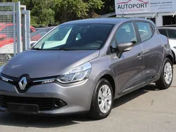 Grau Gebraucht 2016 Renault Clio IV Expression Limousine | 6.900 € (Fairer Preis)