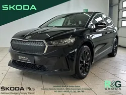 Schwarz Gebraucht 2024 Skoda Enyaq iV Loft SUV | 42.499 €