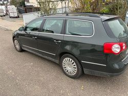 Schwarz Gebraucht 2006 VW Passat Highline Kombi | 2.200 € (Guter Preis)