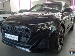 Mythosschwarz metallic Gebraucht 2024 Audi Q8 S-Line SUV | 94.849 € (Teuer)