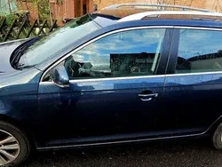 Blau Gebraucht 2009 VW Golf VI Comfortline Kombi | 6.060 € (Teuer)