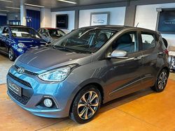 Grau Gebraucht 2015 Hyundai i10 Style Kleinwagen | 9.890 € (Fairer Preis)
