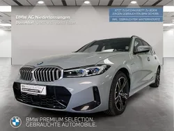 Grau Gebraucht 2024 BMW 330e M Sport Kombi | 59.999 €