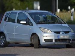 Silber Gebraucht 2005 Mitsubishi Colt Kleinwagen | 2.500 € (Teuer)