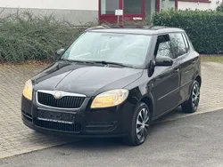 Schwarz Gebraucht 2008 Skoda Fabia Limousine | 3.333 € (Teuer)