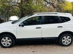 Weiß Gebraucht 2009 Nissan Qashqai +2 Visia SUV | 6.000 € (Fairer Preis)