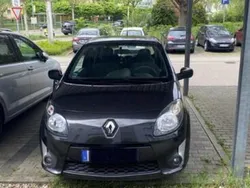 Schwarz Gebraucht 2010 Renault Twingo Kleinwagen | 1.650 €